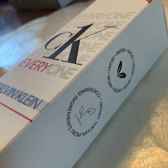 NIB CALVIN KLEIN Everyone - shower gel 100ml - Picture 4 of 4